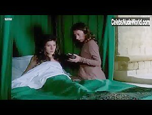 Caroline Ducey in La chambre obscure (2000) 4