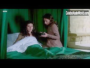 Caroline Ducey in La chambre obscure (2000) 6
