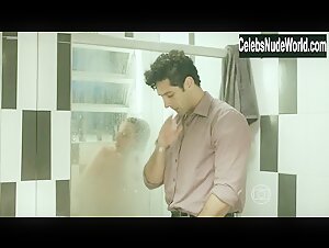 Caroline Abras in Felizes Para Sempre (series) (2015) 13