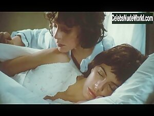 Carole Laure in Preparez vos mouchoirs (1978) 3