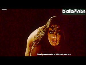 Carole Laure in La mort d'un bucheron (1973) 13