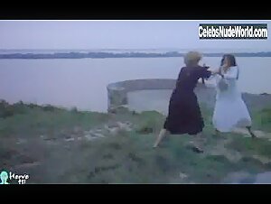 Carole Laure Outdoor , hot scene in La menace (1998) 13