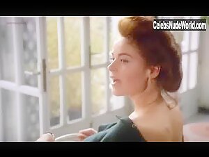 Carole James in Histoire d'O: Chapitre 2 (1984) 4