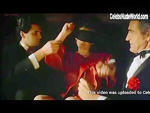 Carole James Fetish , boobs in Histoire d'O: Chapitre 2 (1984) 4