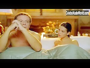 Carole Bouquet in Il cappotto di Astrakan (1979) 13