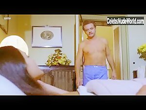 Carole Bouquet in Il cappotto di Astrakan (1979) 18