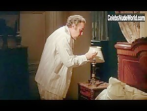 Carole Bouquet in Cet obscur objet du desir (1977) 1