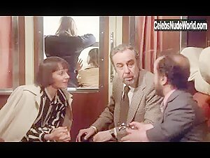 Carole Bouquet in Cet obscur objet du desir (1977) 12