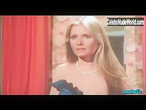 Carol Levy in Princess and the Call Girl (1984) 4