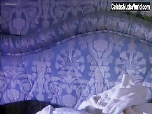 Carol Alt butt , hot scene in Miliardi (1991) 1