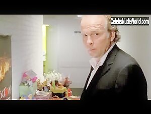 Caro Lenssen Blonde , Flash scene in Cloaca (2003) 13