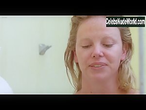 Charlize Theron in Monster (2003) 3
