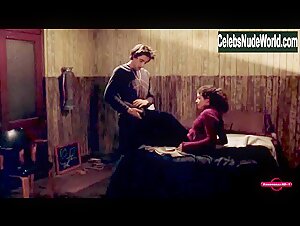 Charlotte Ayanna Brunette , Smoking in Love the Hard Way (2001) 7