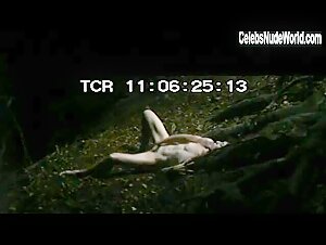 Charlotte Gainsbourg Outdoor , Voyeur in Antichrist (2009) 4