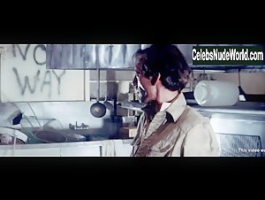 Cheryl Smith in Parasite (1982) 18