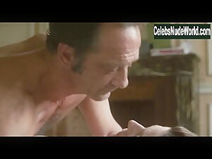 Chiara Mastroianni in Les salauds (2013) 18