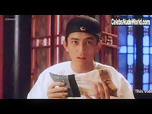 Ching Mai Fetish , Hot in Mun ching sap daai huk ying (1994) 13
