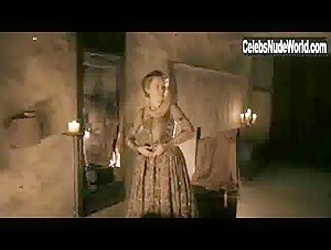 Chloe Stefani Brunette , Corset scene in Henri 4 (2010) 5