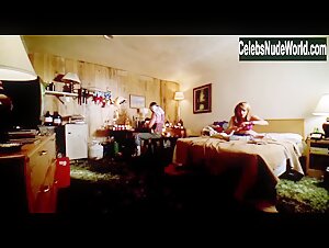 Chloe Hunter nude, on top scene in Spun (2002) 1