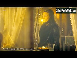 Christa Theret Maid , Costume in Maximilian: Das Spiel von Macht und Liebe (series) (2016) 20