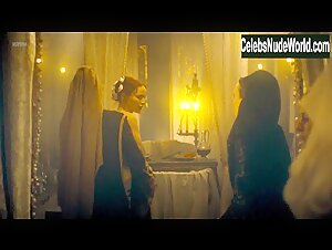 Christa Theret Maid , Costume in Maximilian: Das Spiel von Macht und Liebe (series) (2016) 7
