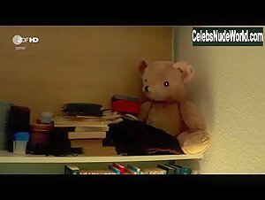Christiane Paul in Ostfriesenkiller (2017) 12