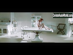 Christina Ricci Redhead , Explicit in After.Life (2009) 16