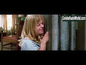 Christina Ricci Blonde , Fetish in Black Snake Moan (2006) 16
