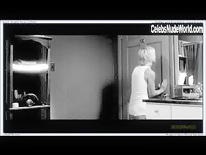 Christina Ricci Blonde , Bathroom in Black Snake Moan (2006) 12
