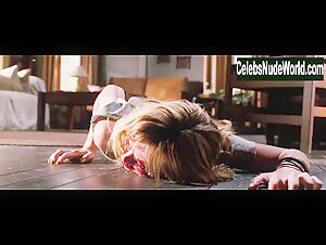 Christina Ricci Blonde , Cleavage in Black Snake Moan (2006) 12
