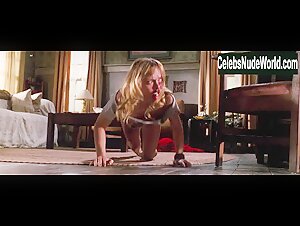 Christina Ricci Blonde , Cleavage in Black Snake Moan (2006) 5