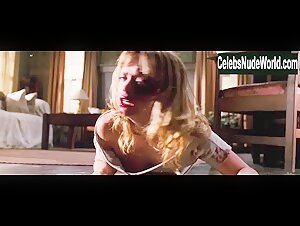 Christina Ricci Blonde , Cleavage in Black Snake Moan (2006)