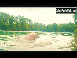 Christina Ricci Outdoor , Wet in Z: The Beginning of Everything (series) (2015) 16