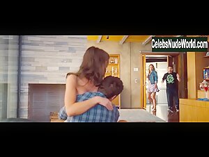 Christine Donlon in Entourage - The Movie (2015) 6