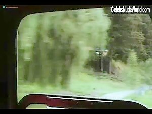 Christine Glasner Outdoor , Hot in Es war nicht die Nachtigall (1974) 1