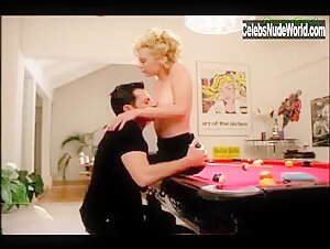 Cinzia Roccaforte Hot , Blonde scene in La iena (1997) 5