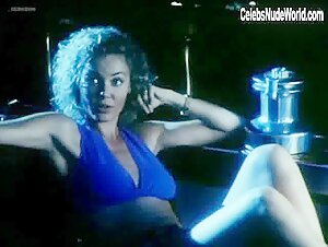 Connie Nielsen in Voyage (1993) 8