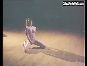 Coralie Revel in Choses secretes (2002) 17