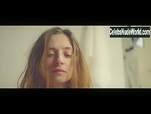 Cosmina Stratan in Prologen (short) (2015) 16