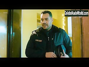 Cristina do Rego in Arthurs Gesetz (series) (2018) 18