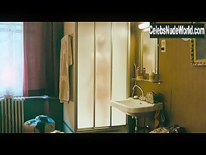 Cristina do Rego in Arthurs Gesetz (series) (2018) 5