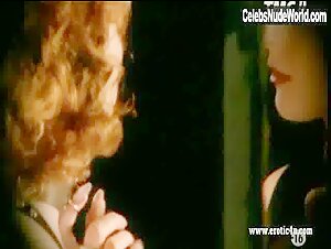 Cynthia Van Damme in Coups de coeur: Troublante voisine (1993) 2