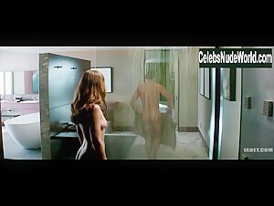Dakota Johnson in Fifty Shades Freed (2018) 9