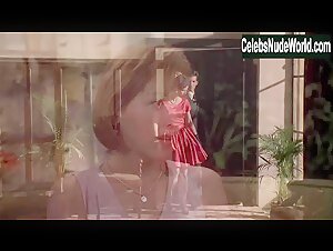 Dana Delany in Live Nude Girls (1995) 8