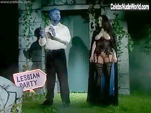 Darian Caine in Sexy Adventures of Van Helsing (2004) 2