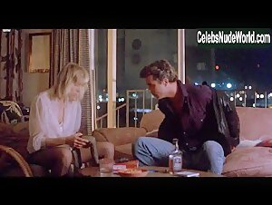 Darlanne Fluegel in To Live and Die in L.A. (1985) 13