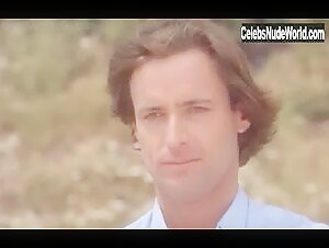 Dawn Dunlap Outdoor , Explicit in Laura, les ombres de l'ete (1979) 12