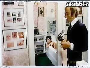 Dayle Haddon Bathtub , Explicit in 40 gradi all'ombra del lenzuolo (1976) 16