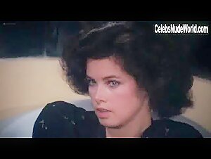 Dayle Haddon in Spermula (1976) 6