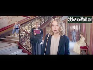 Deborah Francois in Loue-moi! (2017) 12